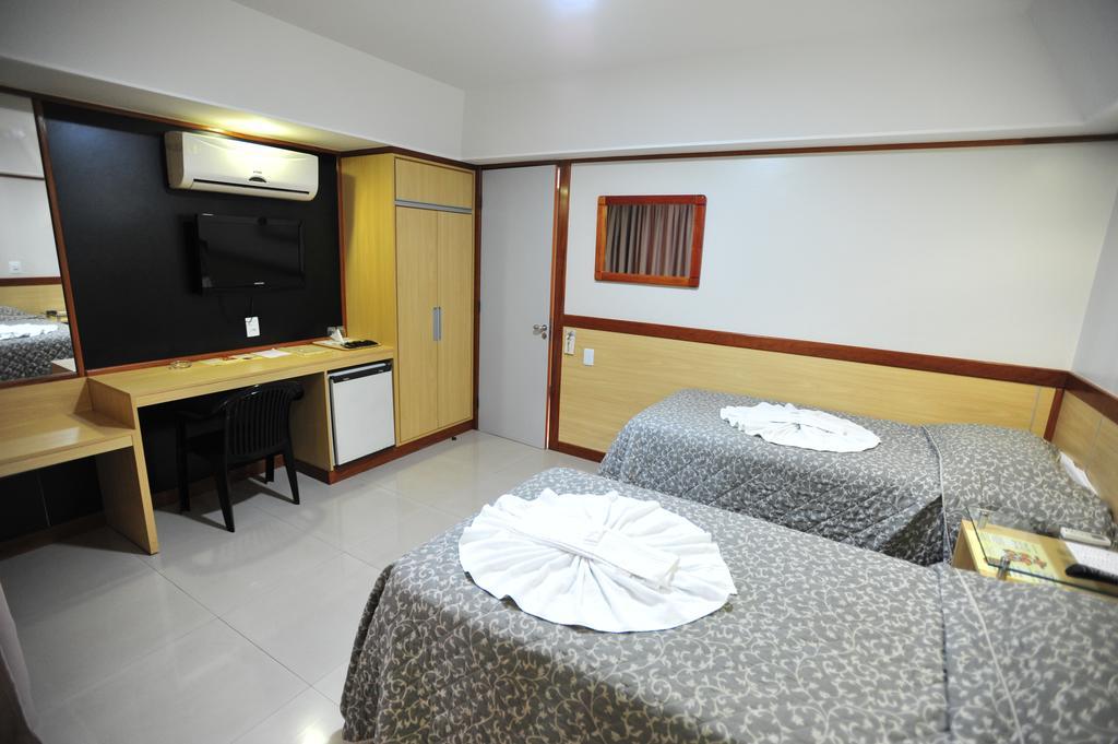 Hotel Premium Plaza Muriaé Extérieur photo
